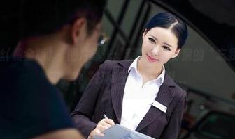 AISS爱丝(黄金版) – 图片曝光：萱萱在健身房的“忘我表演”，有一种“打降王”的赶脚…