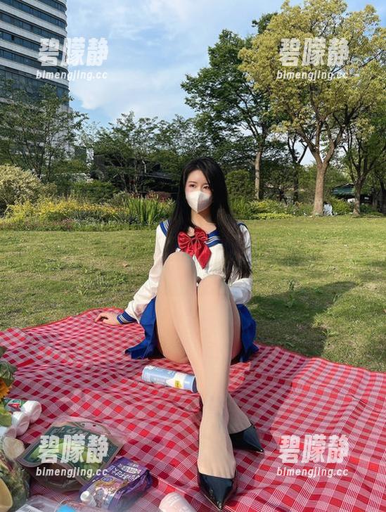 July芝岚 微密圈 - July芝岚的图集探险:朋友圈收费资源打包下载,真的是意外的收获
