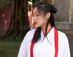 MiiTao蜜桃社 – 李颖诗的裤里丝：一探图库的神秘边缘