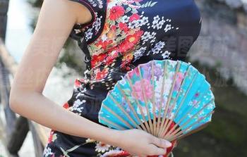 MyGirl美媛馆 – 全新的美图更新，唐琪儿的蕾丝内衣就像我心情里的小波浪…别问我波浪在哪里！
