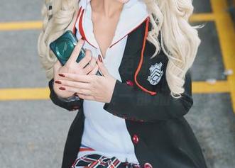 PuyPuyChan终于更新了：看完写真集，就像在解读一部抽象剧！