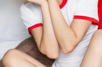 TouTiao头条女神 – 曲佑熙的写真集更新：这死库水，居然还挺好看？