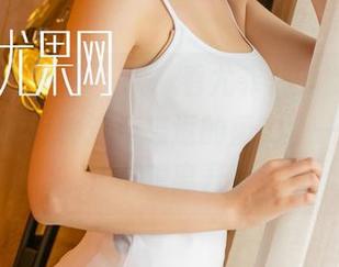 UGirls尤果网 – 唉，看尤菲儿的御姐照片，总感觉有种流连忘返的魔力，一时半会儿不想离开。