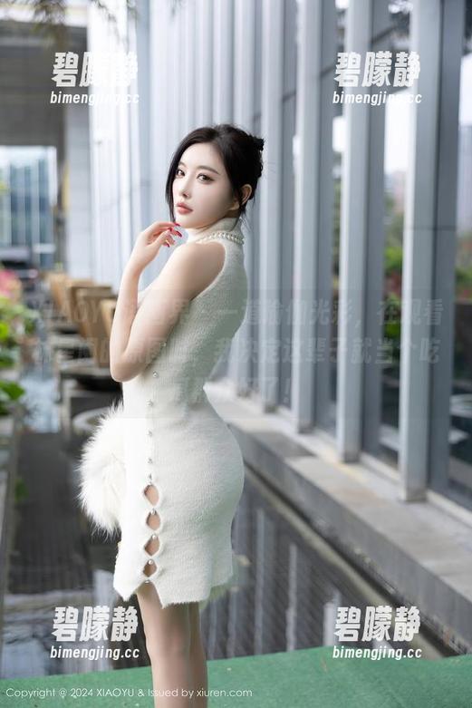 XIAOYU语画界 - 一道瑜伽光彩，在观看林星阑的原图时，我决定这辈子就当个吃瓜群众好了！