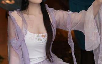 Xiuren秀人网 – 学妹Carol周妍希的图集，让你在学习和美丽之间，摇摆不定！