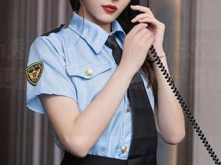Xiuren秀人网 – Yuki鱼儿总在意想不到的地方更新美图，黑白的设计感让我陷入沉思。