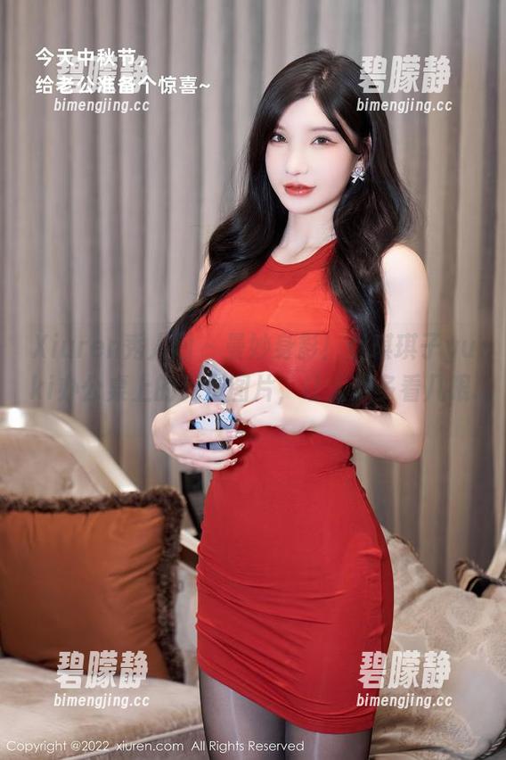 Xiuren秀人网 - 曼妙身影！优琪琪子yuki办公桌上的免费图片，让人想多看几眼...