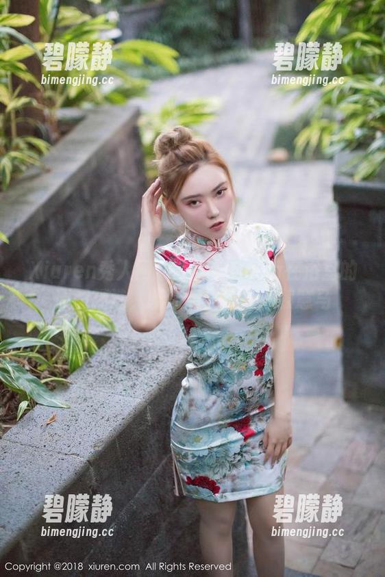 Xiuren秀人网-佘贝拉Bella Xiuren秀人网 - 佘贝拉Bella在浴室的原图精选,既迷离又让人心猿意马