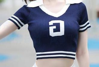 Xiuren秀人网 – 周jojobaby在天台—高清写真中神奇的‘风筝飞起’时刻！