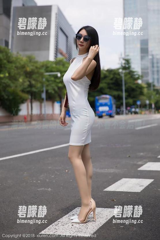 Xiuren秀人网-白琮瑗 Xiuren秀人网 - 把白琮瑗的皮衣称为新潮流,免费的图包给你,不看不会后悔!