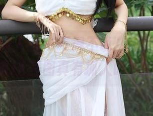 Xiuren秀人网 – 不得不说，糯美子MINIbabe的JK美图真有抓人眼球的力量。