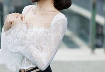 Xiuren秀人网 – 图集里的虞姬儿：是连衣裙撑起的盛夏，还是无处不在的优雅？