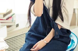 头条女神 – 信悦儿的天使们——不按套路出牌的图片合集，嘿嘿。