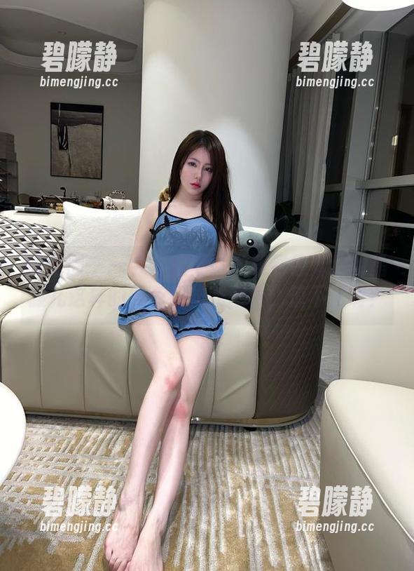 微密圈 - 一会儿就可以下载到像奔跑的晶骡儿这样的黑色姐妹花图包，值不值啊？