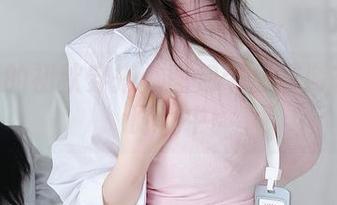 女主K的初秋穿搭：图包带你遨游在金色时光中