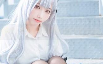 宫本樱，双人合影，结果长得像邻居家的狗。