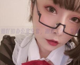 小泉学姐吖的办公室全套，撇开工作，专心看美！