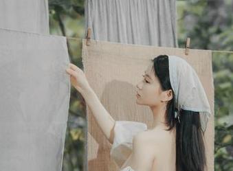三月榕？年年Nnian的写真集里隐藏了多少小秘密？来聊聊！