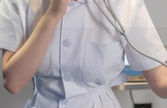 年年Nnian你的“如梦令”，想要看免费写真就对了！