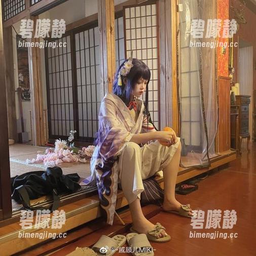 王者荣耀都给我让步了，戚顾儿的嫦娥私拍资源优雅出击。