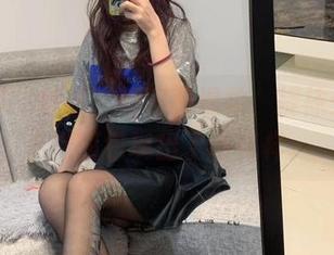 微密圈 – 丝袜、俏皮和温柔，提袜少女终于把图包玩出了新花样。