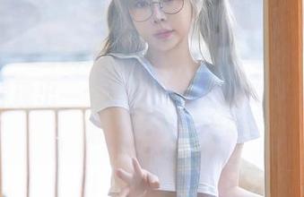 星颜社 – 当我沉浸于清妙的白色图包，脑海里浮现出一个雪人和我亲密对话的画面，哈哈，画面太美