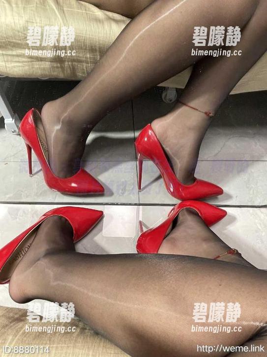 微密圈 - 身材和黑丝都在线，桃沢樱呀的图片福利太赞了吧！