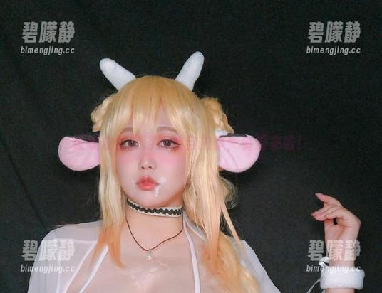 椒妮佐仁在浴缸的自拍季，资源来啦！