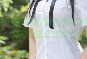 模范学院 – 唐琪儿il的白衬衫之谜：原图分享，真相可能让你意想不到。