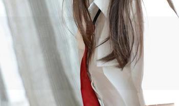 模范学院 – 看，大美妞儿在运动中飞翔，图片里没什么光环，但那种气息扑面而来！