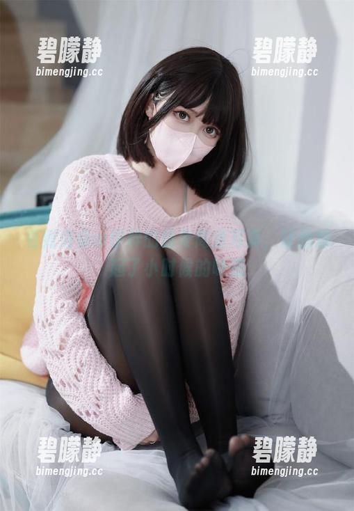 看到洛桑w伊梓的暖冬高清写真，让我想起了小时候的味道