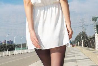 爱丝 – 若兮棉袜新更新：有人说这些袜子可以搭配任何Outfits,我只想说，我们下次试试？