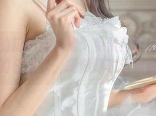 王羽杉的粉色连衣裙：免费获取每个女孩心中的公主梦，摄影师表示很诚恳！