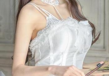 等不及看王羽杉新的图集！直播回放也是一种‘怀旧’吗？