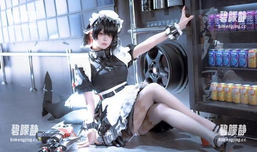 百合欧皇子 连体衣里的百合欧皇子,快来把这些美图下载下来,保留你的‘重播’权限!