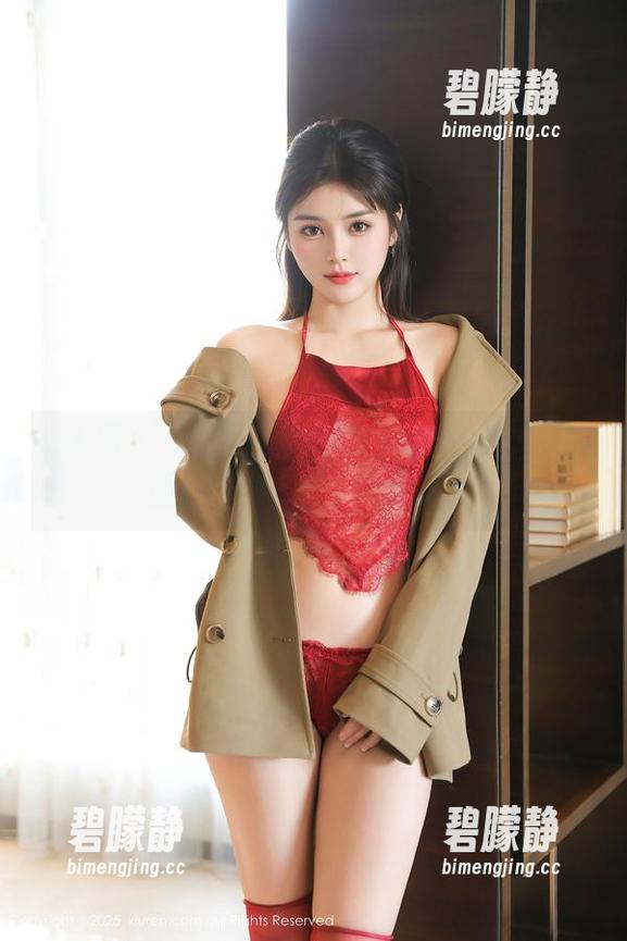 秀人网 - 下载张优ayoyo的吊带图片，提醒你：非适合所有场合！