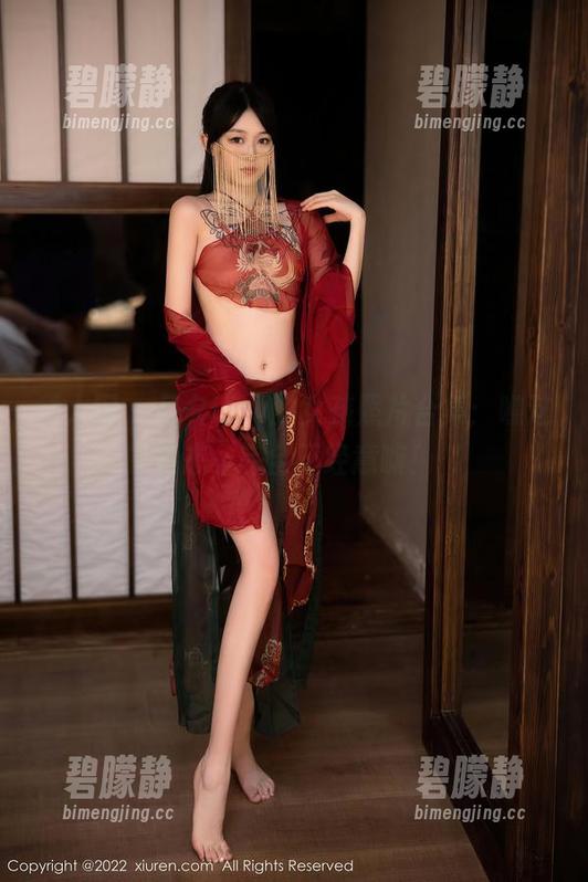 秀人网-月夕Lily 秀人网 - 月夕Lily的女孩照片合集:瞧这姿态,完全不经意嘛!