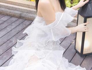 秀人网 – 汁汁女仆大揭秘：图书馆里偷偷下载的快乐！