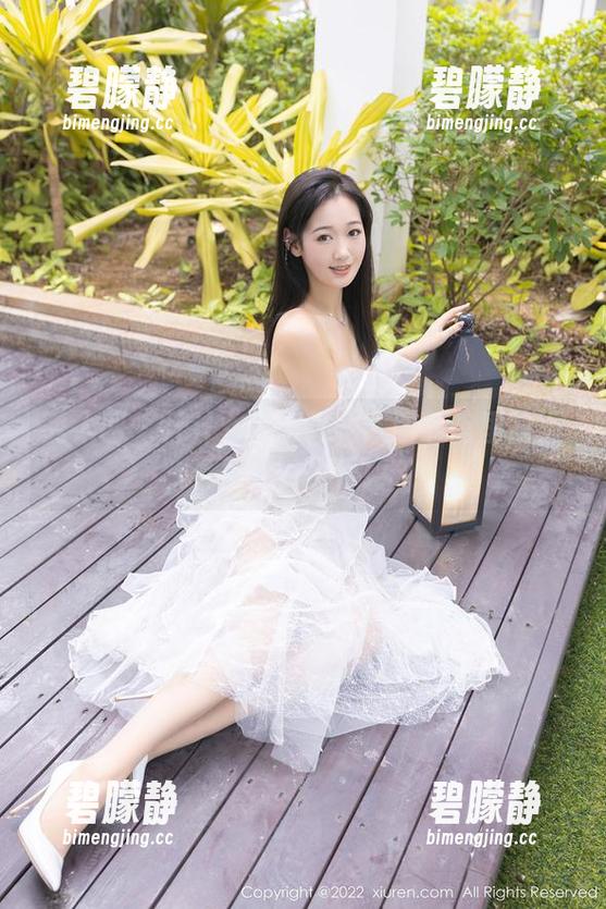 秀人网 - 汁汁女仆大揭秘:图书馆里偷偷下载的快乐! 秀人网 - 汁汁女仆大揭秘:图书馆里偷偷下载的快乐!