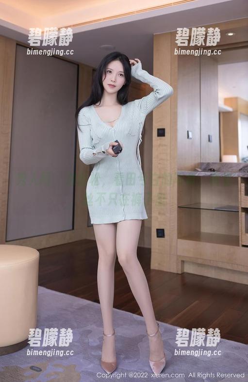 秀人网 - 放轻松，看田兮白的写真，裤里丝不只在裤子里