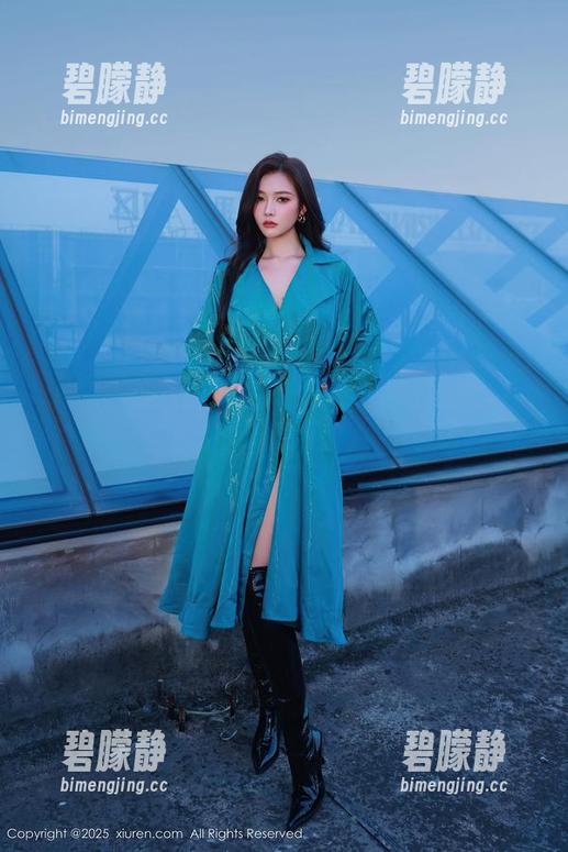 秀人网 - 写真集里的陆萱萱cecillia：清纯到让人想问她是不是喝了“纯净水”！