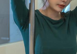 秋天来了，快来看秋和柯基的棉袜美图，免费也不能少！