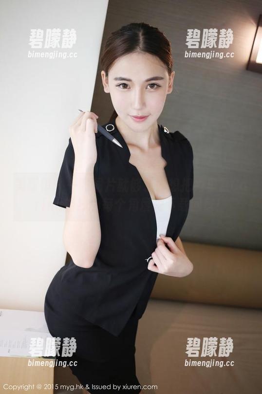 美媛馆-绮里嘉Carina 美媛馆 - 一张图片就够了!想把绮里嘉Carina婚纱的每个角度都下载回家!