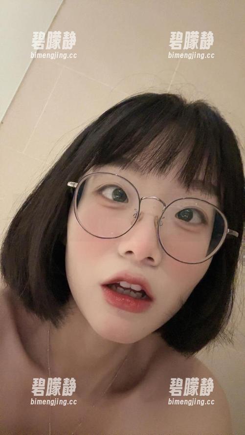 微密圈 - 这组“胜利的小生活”的写真，看得我直想为它的定制套装狂点外卖！
