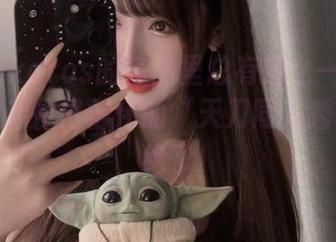 腐团儿Ikaros的作品里总有那么一点……让人想起往日情怀的“天刀同人秀”原图，绝了！