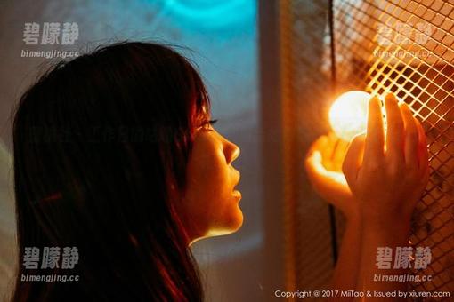 蜜桃社 - 工作日的咕噜Sweet，最新婚纱照片，打破传统的婚礼印象！