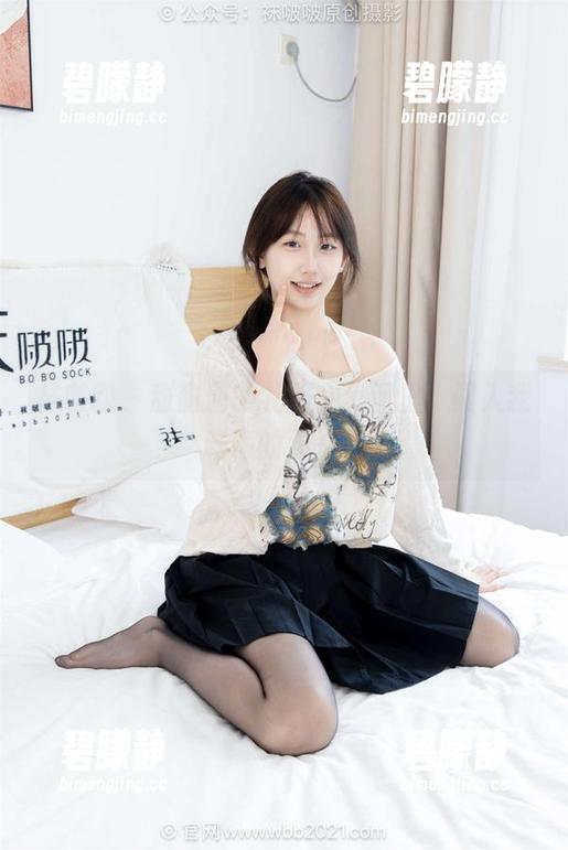 袜啵啵 - 甜甜圈的礼服在美图里，闯入我脑海的那一瞬