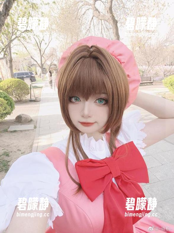 来看原图吧！许枳的私房作品，把嫦娥的美可还原得那么淋漓尽致，真让人浮想联翩。