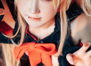 探索阿包也是兔娘的湿身合集：浴室里无所不包的乐趣