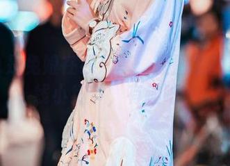 阿包也是兔娘在线分享：原图里的碧蓝航线小细节，有趣吧？